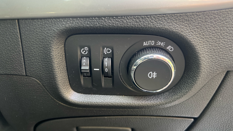 Vauxhall Astra 1.2 Turbo 145 SRi 5dr Petrol Hatchback